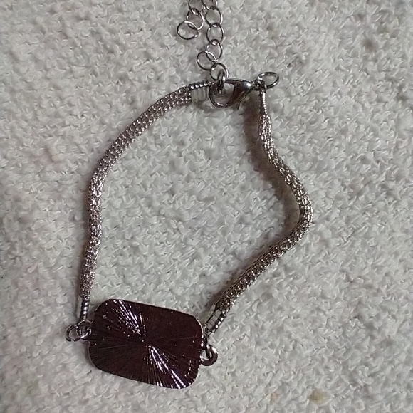 Silvertone mesh chain Grey stone bracelet - Picture 2 of 2